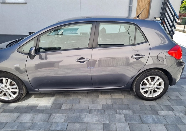 Toyota Auris cena 14900 przebieg: 210605, rok produkcji 2009 z Jarosław małe 106